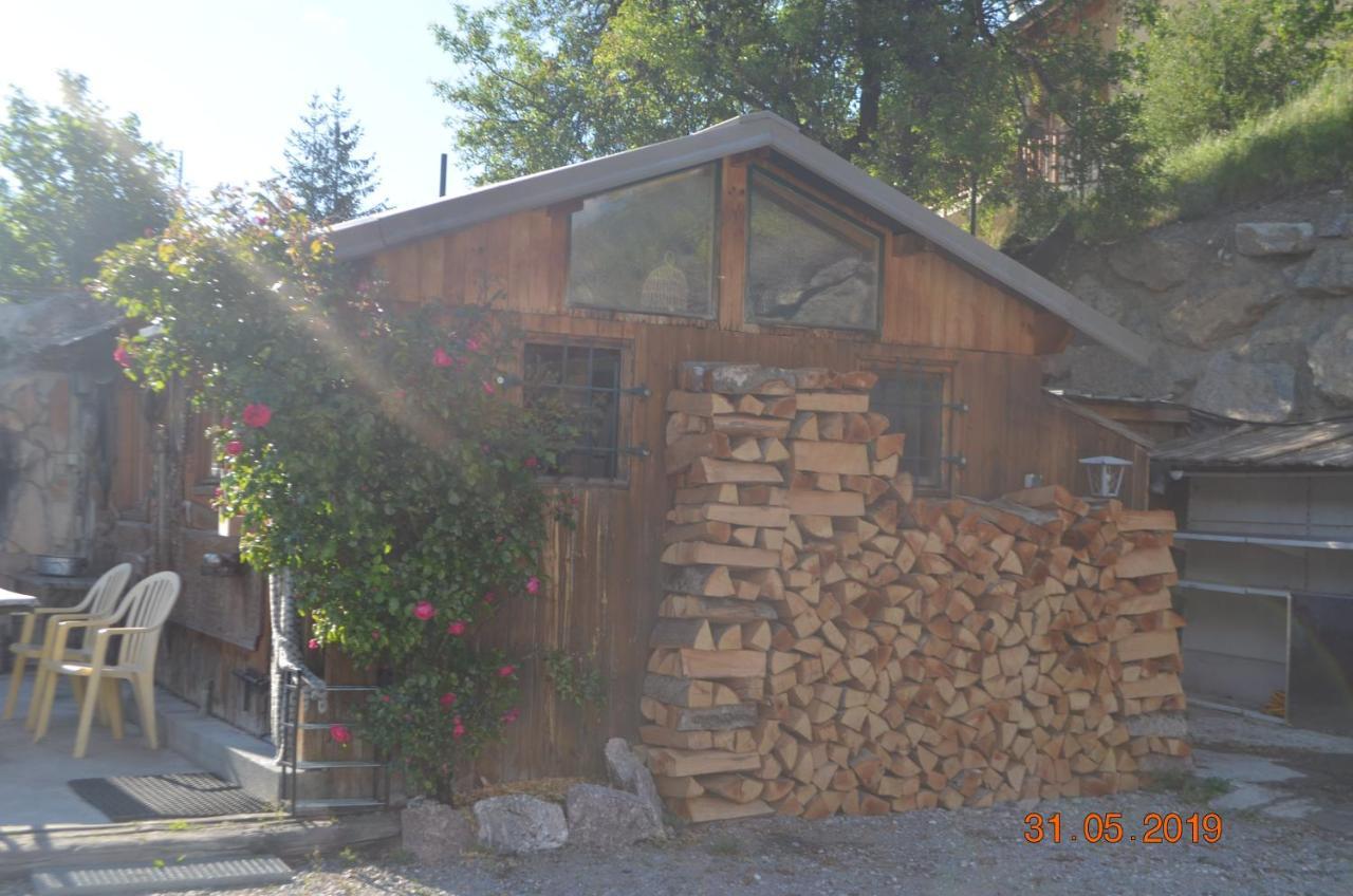 Le Love Chalet Des Alpes Guillestre Εξωτερικό φωτογραφία
