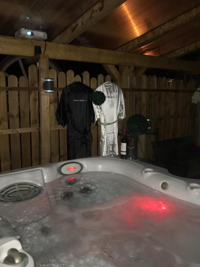 Le Love Chalet Des Alpes Guillestre Εξωτερικό φωτογραφία