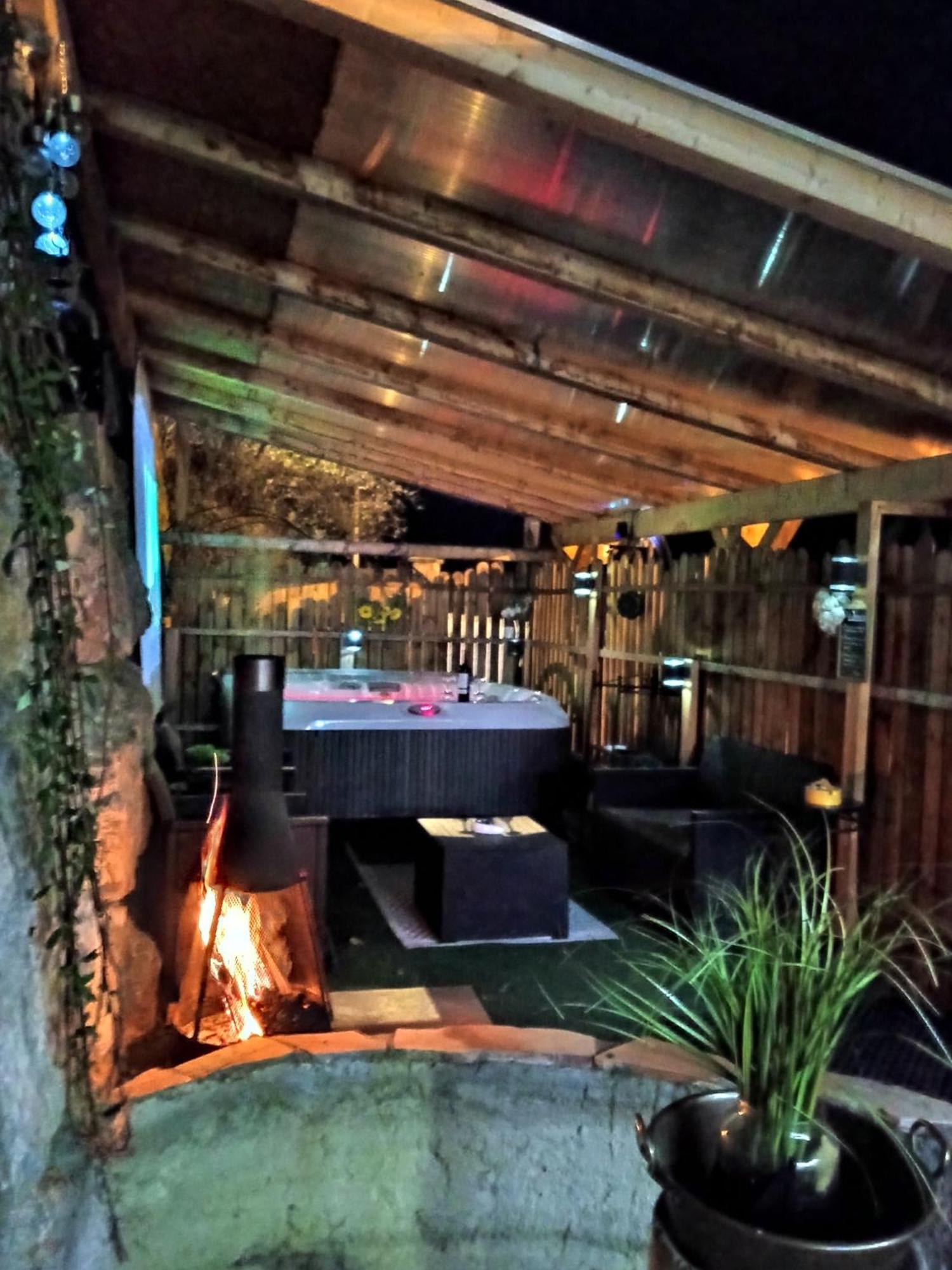 Le Love Chalet Des Alpes Guillestre Εξωτερικό φωτογραφία